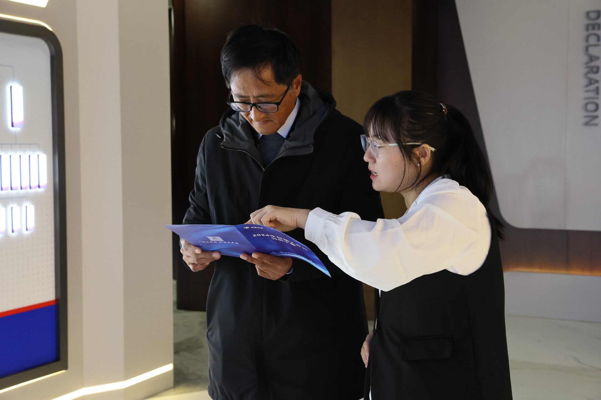 先推銷自己，再推銷產(chǎn)品